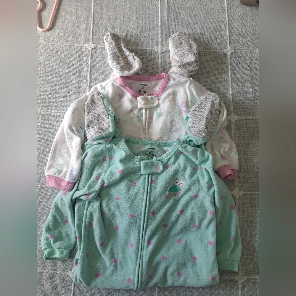 Carter’s Toddler Girls 2T Fleece Footed Pajamas – Lot of 2
